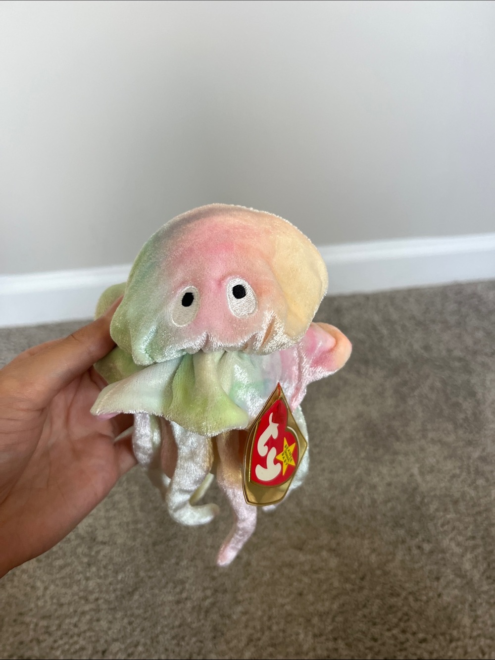 Goochy Jellyfish Beanie Baby